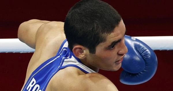 Боксер Батыргазиев вышел в финал Олимпиады